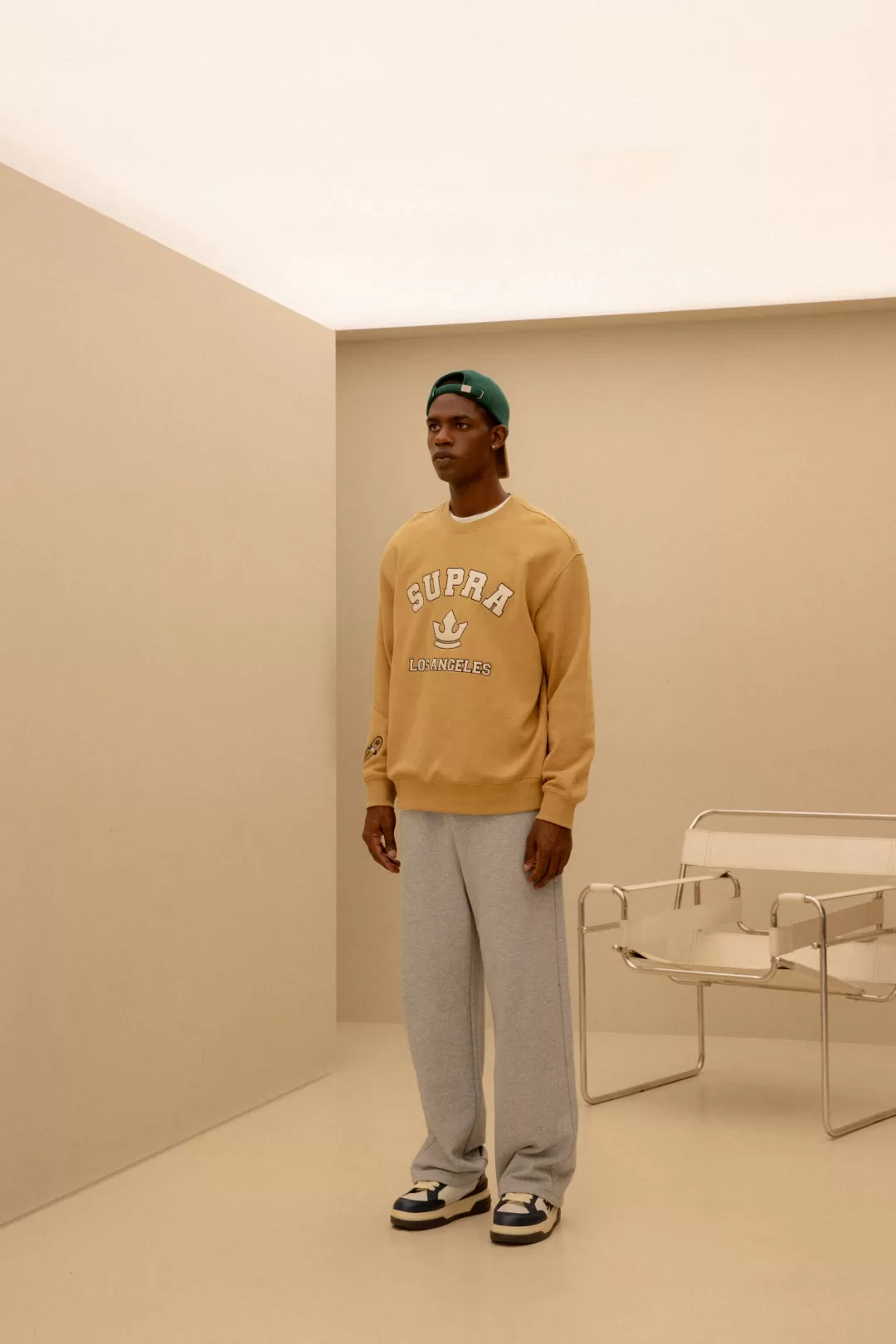 VARSITY OVER FIT SWEATSHRIT^Supra Clearance
